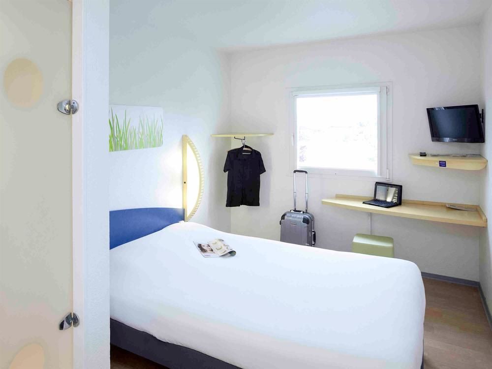 Ibis Budget Marmande Exterior photo